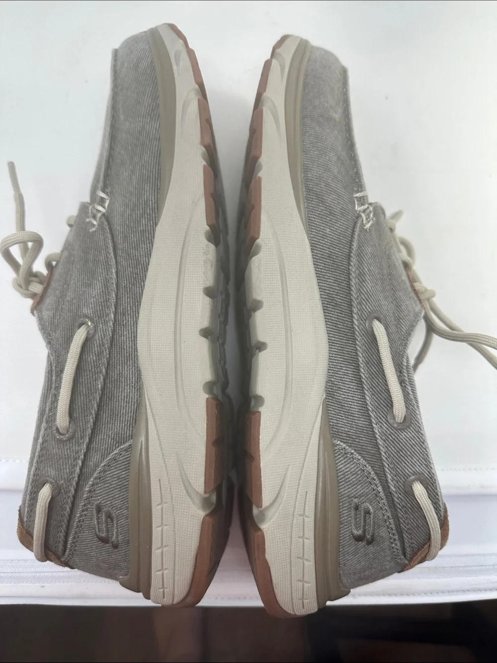 Sketchers Relaxed Fit Size 10